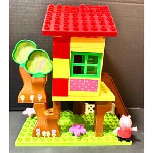 Peppa Pig Treehouse Buildable Playset Figures Jazwares Toy incomplete w/ extra’s